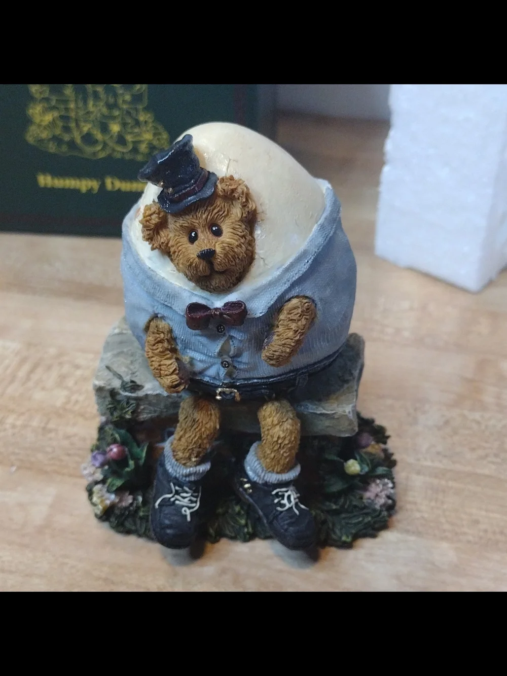 Boyds Bears Humpy Dumpy All Cracked Up 2458 1E First Edition Nursery Rhyme Boxed